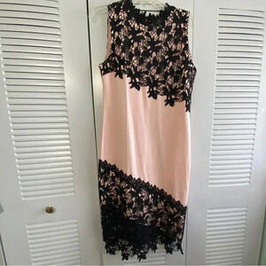 VENUS LACE DETAIL DRESS EUC